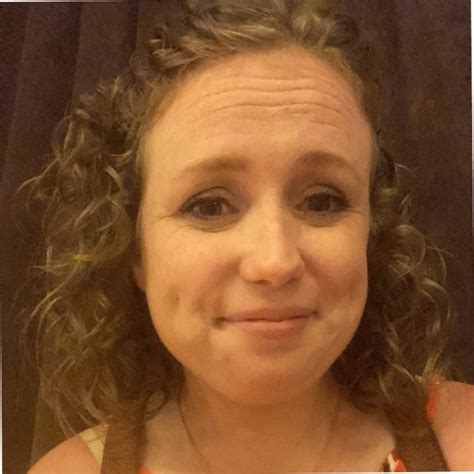 How to find quiet reading spots in a noisy urban jungle?