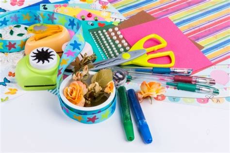 Crafting psychological horror: How do authors build dread without gore?